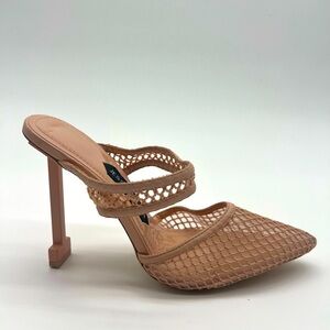 Jessica Rich Ysabelle Fishnet Pump Nude